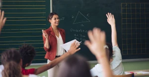 Müəllimlərin maaşları ilə bağlı RƏSMİ AÇIQLAMA