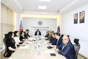 Vəkilliyə namizədlər and içdi