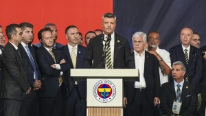 \"Fənərbağça\" prezidenti futbolçularla görüşəcək