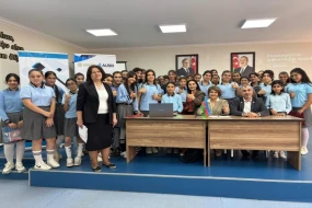 &nbsp;“Qızların işıqlı gələcəyi naminə maarifləndirmə” layihəsi həyata keçirildi - FOTOLAR
