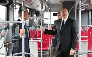 İlham Əliyev “BakuBus”ın Gəncə Avtoparkının açılışında - Fotolar
