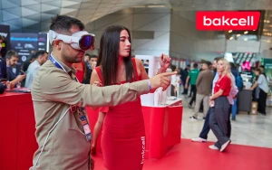 \"Bakcell” “INMerge” Sammitində ən son innovasiyalarla çıxış edir