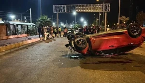 Avtomobil səkidə gedənləri vurdu - 3 ölü, 3 yaralı
