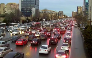 Hazırda 19 yolda tıxac var - SİYAHI
