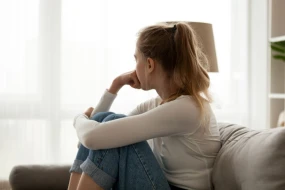 Depressiyada olan adama bu 11 cümləni deməyin