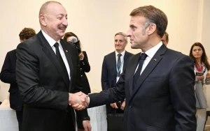 Prezident Makronla görüşdü - FOTOLAR