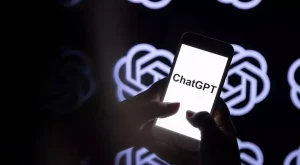 \"ChatGPT\"yə sual verdi - Dərhal həbs olundu