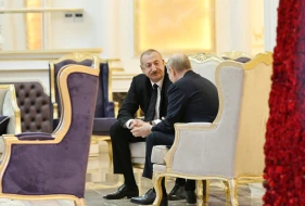İlham Əliyev Putini təbrik etdi