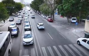 Paytaxtın bu küçəsində birtərəfli hərəkət təşkil edildi - VİDEO