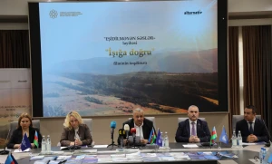 “İşığa doğru” filminin təqdimatı oldu 