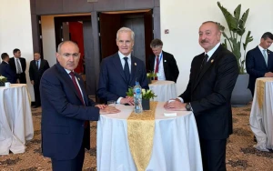 Prezident Misirdə Paşinyanla söhbətləşdi - FOTO/VİDEO