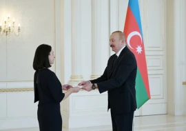 Fransanın yeni səfiri etimadnaməsini İlham Əliyevə təqdim etdi - FOTO