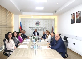 &nbsp;4 vəkilə xəbərdarlıq edildi - 1 vəkilə töhmət verildi