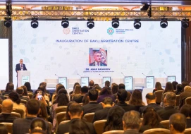 Vəkillər Kollegiyasının sədri beynəlxalq konfransda çıxış etdi - FOTOLAR