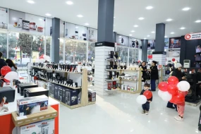 Bakıda məşhur mağazadan 21 minlik \"iPhone\" oğurlandı