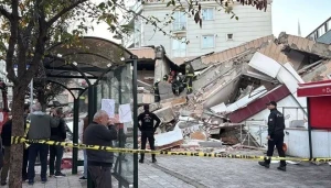 DƏHŞƏT! Türkiyədə 7 mərtəbəli bina uçdu