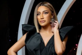 Röyanın konsertində \"Qalatasaray\"ın oyununu izləyirmiş - ŞOK VİDEO