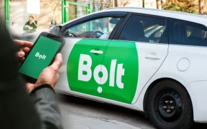 \"Bolt\"un sürücüsü maşını polis şöbəsinə sürdü - Zaqatalada maraqlı hadisə