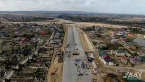 Yeni piyada keçidinin inşası davam etdirilir -&nbsp;VİDEO/FOTO