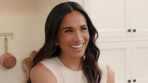 Məşhur aktrisa səhnəyə geri döndü