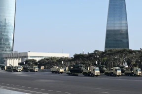 Paradda aviasiyanın uçuşları başladı