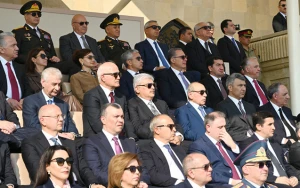 Rəsmilər paradda - Fotolar&nbsp;