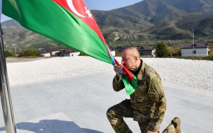 “Qaldırdığım bayraq, eşq olsun!” - Video&nbsp;