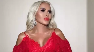 Məşhur müğənnini görənlər tanımadı - FOTO