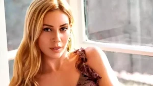 Tanınmış türk aktrisanın uşaqlıq fotosu yayıldı - Görənlər inanmadı / FOTO