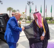 Tramp və Salmanın görüşü başladı