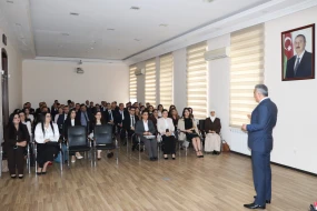 Vəkilliyə namizədlərin icbari təlimi başlayıb - Foto