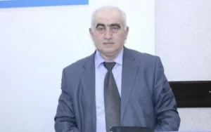 Əhməd Oruc vəfat etdi