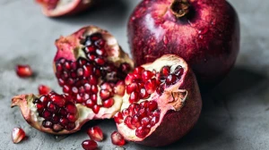 Nar həqiqətən qocalma əleyhinə qidadırmı?