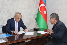 Zaur Mikayılov Yevlaxda vətəndaşlarla görüşdü - FOTOLAR