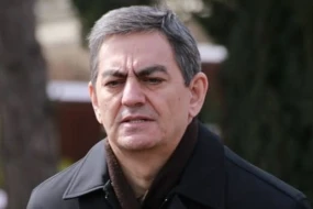 Əli Kərimlinin evindən Ramiz Mehdiyevin məktubunun ilkin variantı tapıldı