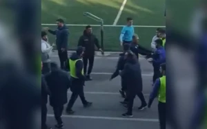 Ayxan Abbasovla Saşa İliç arasında QALMAQAL - Meydandan QOVULDULAR