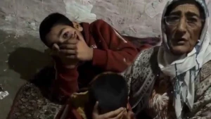 11 yaşlı əqli qüsurlu uşağı illərdə qəfəsdə saxladı - Türkiyədə qandonduran hadisə