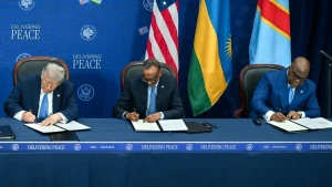 Tramp 2 ölkəni barışdırdı