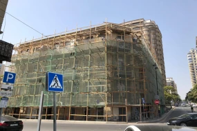 Bakıda bərpa zamanı memarlıq abidəsinə ziyan vuruldu