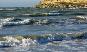 Xəzər dənizindən qum-çınqıl oğurlayanlar saxlanıldılar