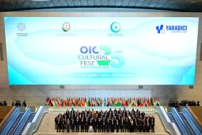 “İƏT Mədəniyyət Festivalı: Bakı Yaradıcı Həftə – 2025”in rəsmi açılış mərasimindən FOTOLAR