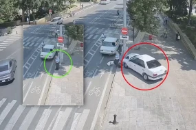 Bakıda piyadalar ölümdən son anda xilas oldular - VİDEO