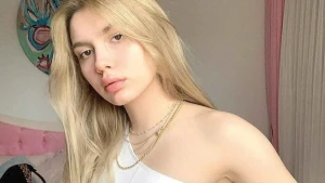 Türkiyəli məşhur müğənni imicini tamamilə dəyişdi - FOTO