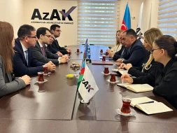 Su və Meliorasiya Elmi Tədqiqat İnstitutuna yeni akkreditasiya  attestatı təqdim edildi - FOTOLAR