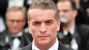 Xəstəxanaya yerləşdirilən məşhur türkiyəli aktyordan ilk paylaşım - FOTO