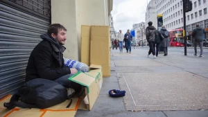 Bu ölkədə evsizlərin sayı 382 mini keçdi