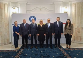 Anar Bağırov Rumıniyanın Ədliyyə Nazirliyində görüş keçirdi