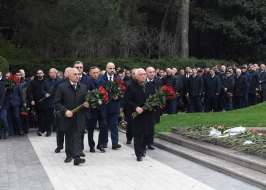 \"Azərişıq\" və \"Azərenerji\"də anım günü ilə bağlı tədbirlər keçirilib - FOTOLAR