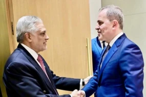 Azərbaycan və Pakistan XİN rəhbərləri görüşdü