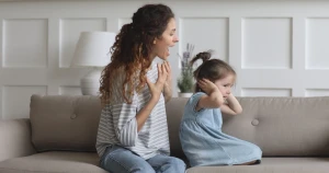 Niyə bəzi valideynlər uşağına daim qışqırırlar?&nbsp;